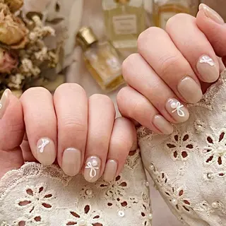 ミディアム Nail Salon midnightのネイルデザイン