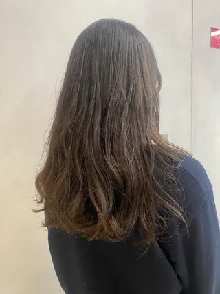 ロング パーマ デザインカラー/パー マ🦖外岡咲希🦖のヘアスタイル