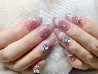 ネイル ECLAT エクラ所属・寺山 千鶴のネイルデザイン