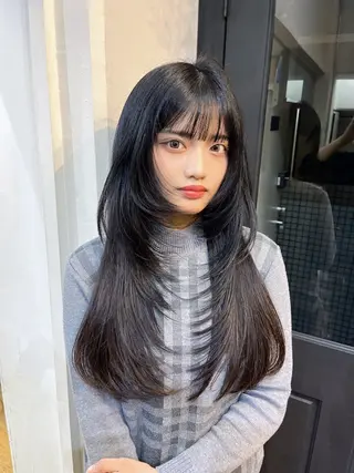 ロング Airi 韓国y2k レイヤーカットのヘアスタイル