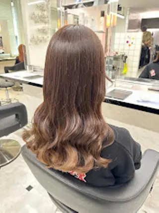 カラー 🪞SHE池袋 Official🪞のヘアスタイル