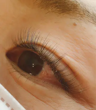 マツエク・マツパ L'Allure所属・野上 好乃のマツエク・マツパデザイン