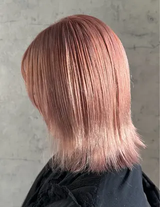 ミディアム カラー Moe by aria所属・飯田 冴のヘアスタイル