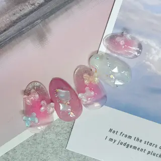 ネイル みんなのネイルサロン IRiS所属・一人ひとりに寄り添う 施術🌈IRiS🪽のネイルデザイン