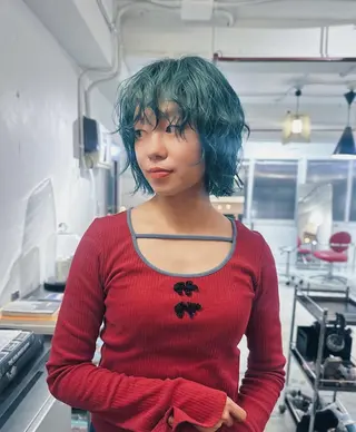 ショート カラー パーマ 楪 yuzuriha所属・Saaya/レイヤー /ブリーチ/ブロンドのヘアスタイル