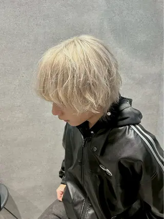 カラー メンズ 韓国メンズヘア 🏹maika🪽のヘアスタイル