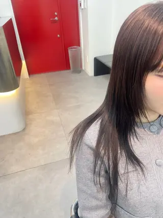 ロング gotoday シェアサロン　渋谷モディ店所属・ブリーチなし🩶透明 感カラー🩶社会人様のヘアスタイル
