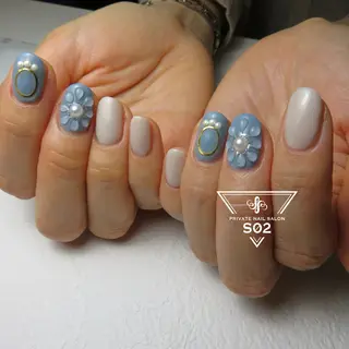 ネイル S02 𝙲𝚑𝚒𝚎のネイルデザイン