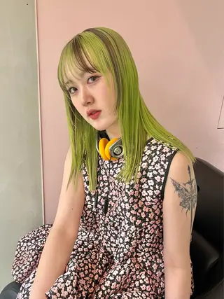 ロング カラー 艶ブリーチ/表参道 ハイトーン /実乃梨のヘアスタイル