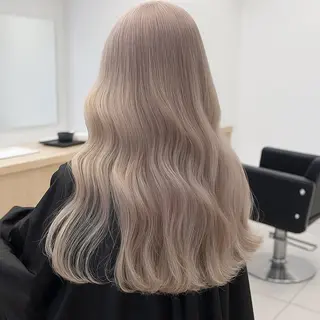 セミロング カラー 透明感ブリーチ ハイトーンウエダのヘアスタイル