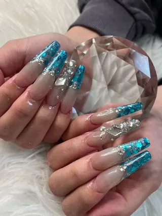 ネイル L'ea  Rose レア・ローズのネイルデザイン