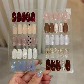 ネイル 𝑟𝑖𝑠𝑎 🕯‎🤍のネイルデザイン