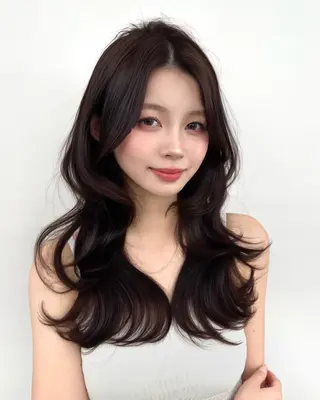 セミロング 前髪顔まわりカット 🌈中村海聖のヘアスタイル