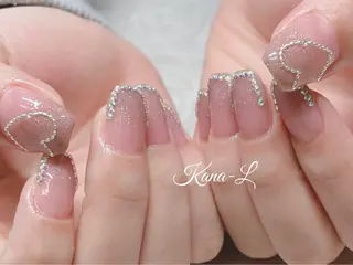ネイル 芦辺 香奈のネイルデザイン