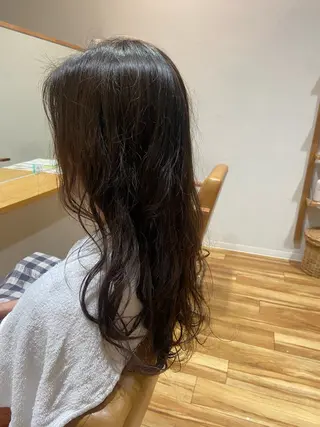 ロング 高松 莉璃のヘアスタイル