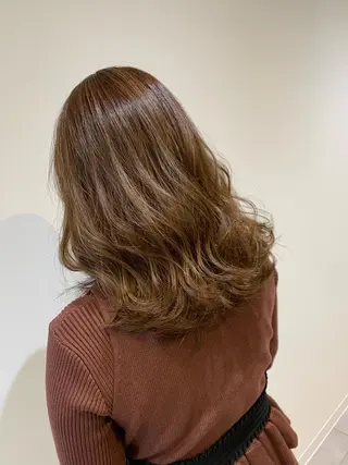 ロング カラー 小島嵩人 縮毛矯正 髪質改善のヘアスタイル