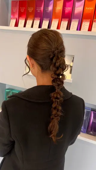 ロング ヘアアレンジ 🫧似合わせカット ✨ケアブリーチ✨のヘアスタイル