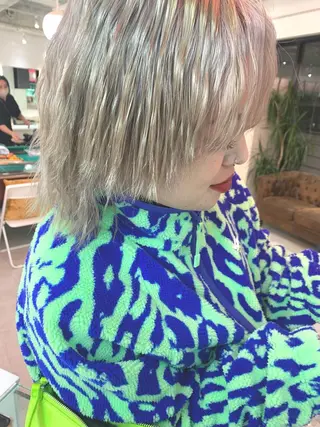 ショート カラー ヘアアレンジ 🧨ブリーチー×ボブ レイヤー💎じゅえるのヘアスタイル