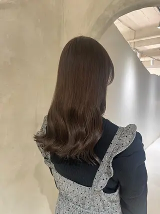 セミロング カラー effect横浜所属・切りっぱなしボブ/ 艶カラー/綾莉のヘアスタイル