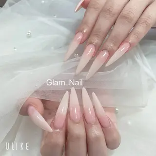 ネイル Glam nail salon所属・リ ナのネイルデザイン