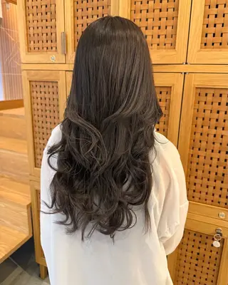 カラー キコ所属・艶カラー✨/田中 佑季のヘアスタイル