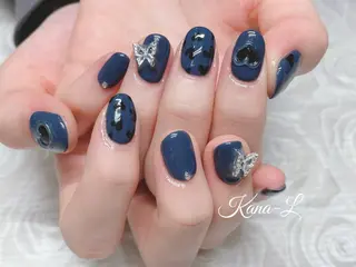 カラー ネイル 芦辺 香奈のネイルデザイン