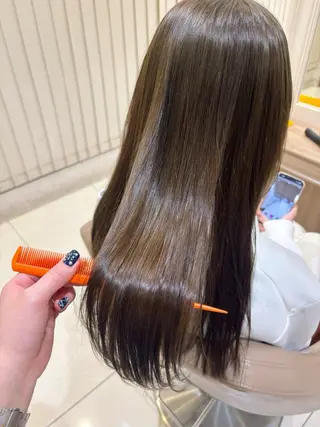 ロング カラー ハイトーンカラー☁️ 西條 楓花のヘアスタイル