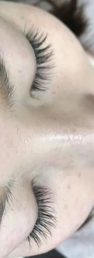 マツエク・マツパ hair make FeeL【ヘアーメイクフィール】所属・青石 ちゃおのヘアスタイル