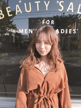 セミロング カラー パーマ ヘアアレンジ CACETTE所属・タナハラ クミコのその他イメージ