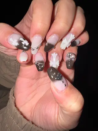 ネイル Nail Sare Salon Mariris所属・Natsumi💎 堺筋本町ネイルサロンのネイルデザイン