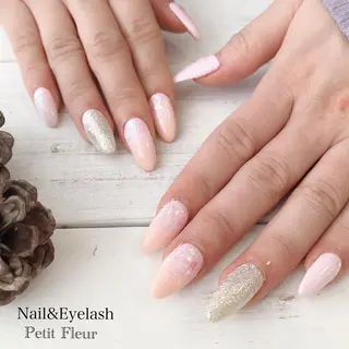 ネイル Petit Fleur所属・青柳 亜梨奈のマツエク・マツパデザイン