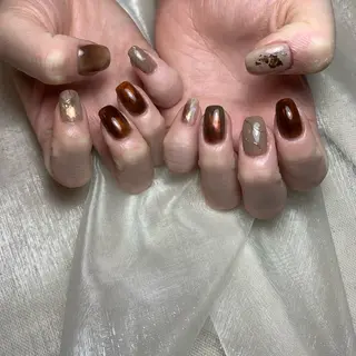 ネイル repos~ルポ~所属・里見 麗のネイルデザイン