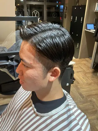 メンズ BARBER SHOP 涼所属・岡村 海のヘアスタイル