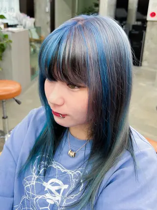 ミディアム ハイトーン/ ホワイトカラー 彩のヘアスタイル