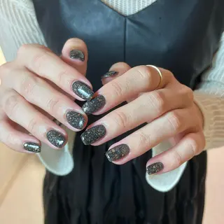 ネイル Ami 🦥のネイルデザイン