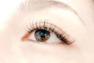 マツエク・マツパ トータルビューティーサロン　リコラ所属・Licola リコラのヘアスタイル