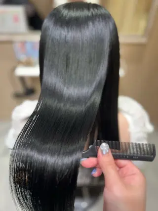 TAKAHASI ⚠️土日施術不可のヘアスタイル