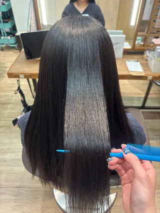 ロング ゆうこ🍀髪質改善/ ストレート/艶カラーのヘアスタイル