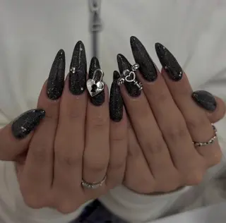 ネイル Sii nail 🤍SAKIのネイルデザイン