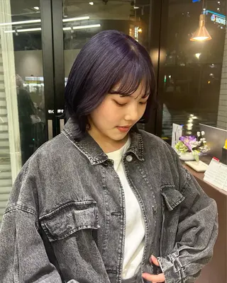 ショート カラー 寺澤 花梨のヘアスタイル