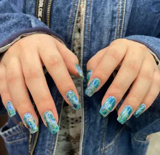 ネイル nailstudio eviz新宿店のネイルデザイン