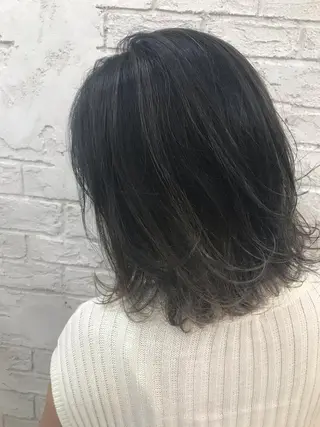 ミディアム 🇺🇸ハイライト特 化美容師🇺🇸漆沢のヘアスタイル