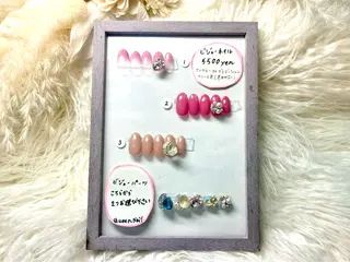 ネイル Queennail 北堀江megumiのネイルデザイン