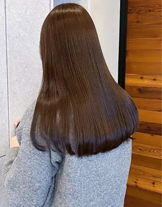 ロング カラー 🎨ハイトーン/ デザインカラー 内藤のヘアスタイル