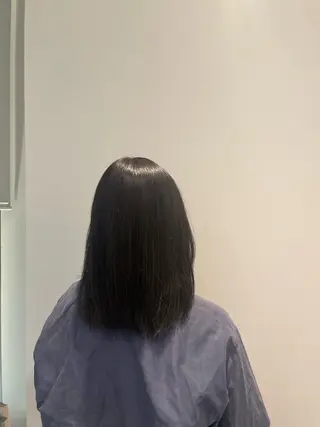 ミディアム カラー 磯引 美菜のヘアスタイル