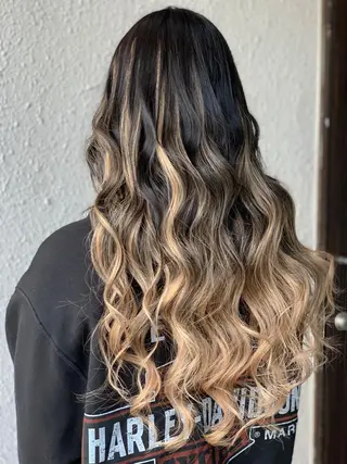 ロング eye エクステ専門店Rのヘアスタイル