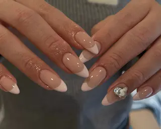 ネイル prunelle【she nail studio内】所属・prunelle .のネイルデザイン