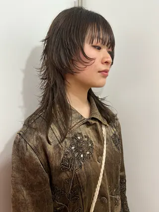 ミディアム 💥ウルフカット デザインあんな💥のヘアスタイル