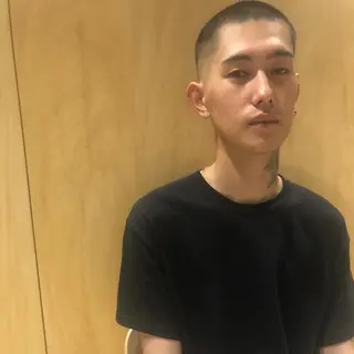 メンズ 🌈圧倒的デザイン パーマ　関和希のヘアスタイル