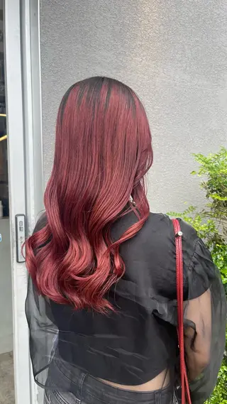 カラー 坂下 かのんのヘアスタイル